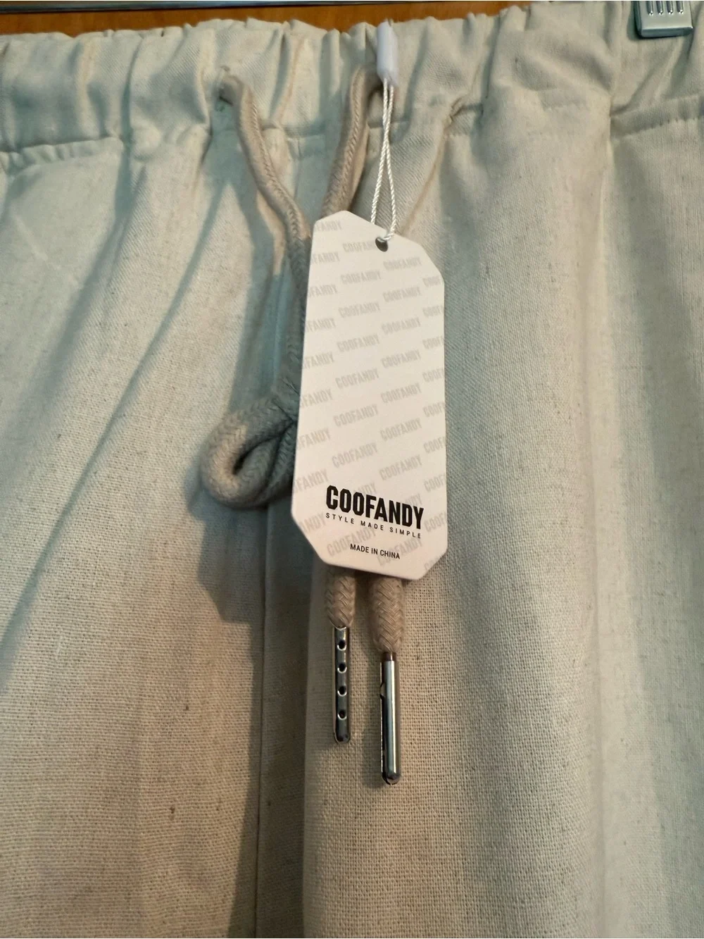 CoofAndy Men's medium Oatmeal Cream Drawstring beach pants Elastic Waist